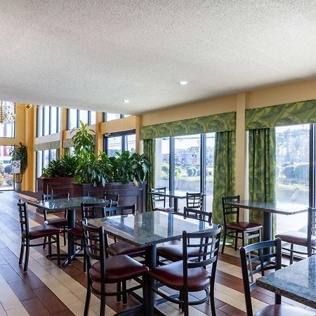 Days Inn By Wyndham Florence/I-95 North Esterno foto