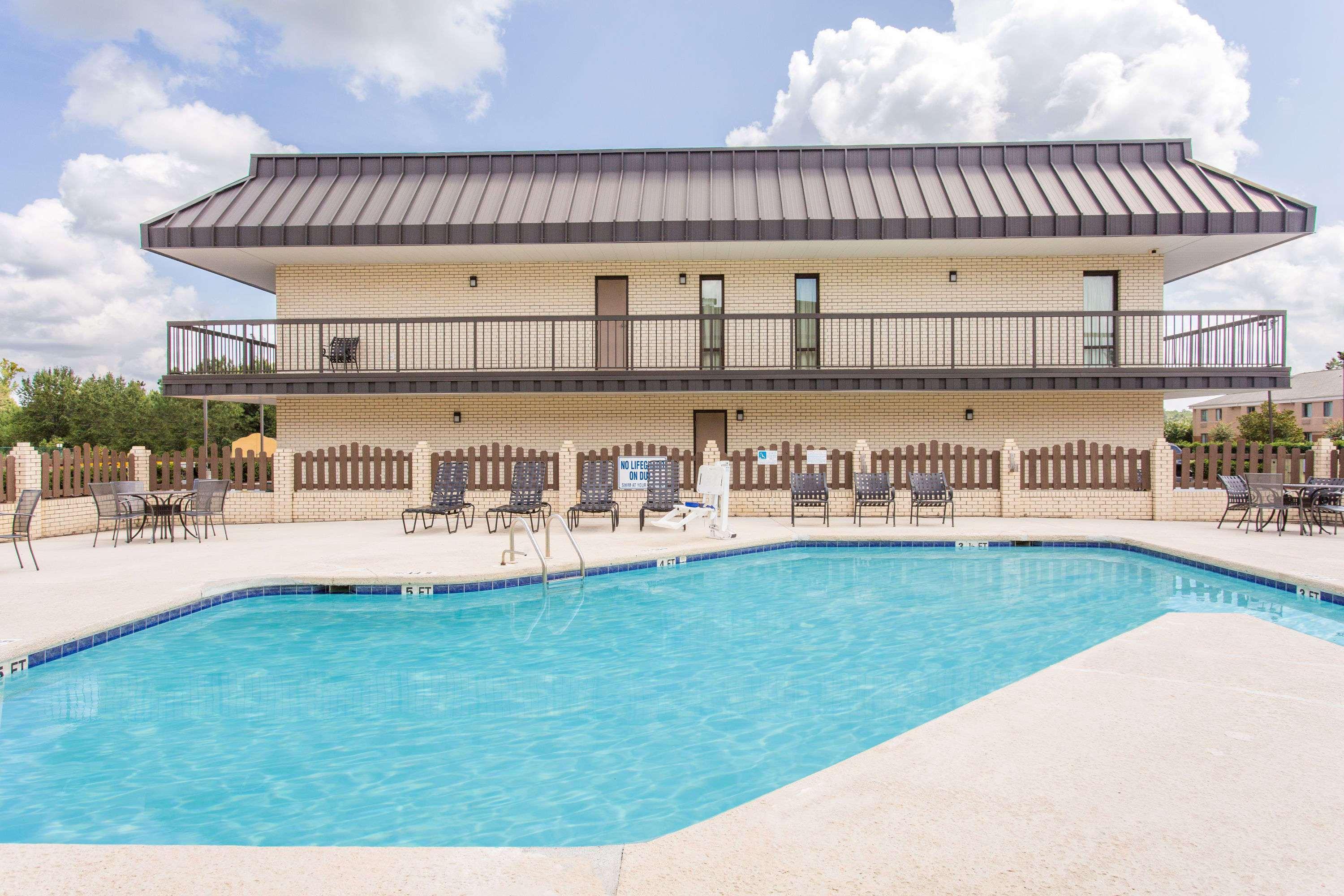 Days Inn By Wyndham Florence/I-95 North Esterno foto