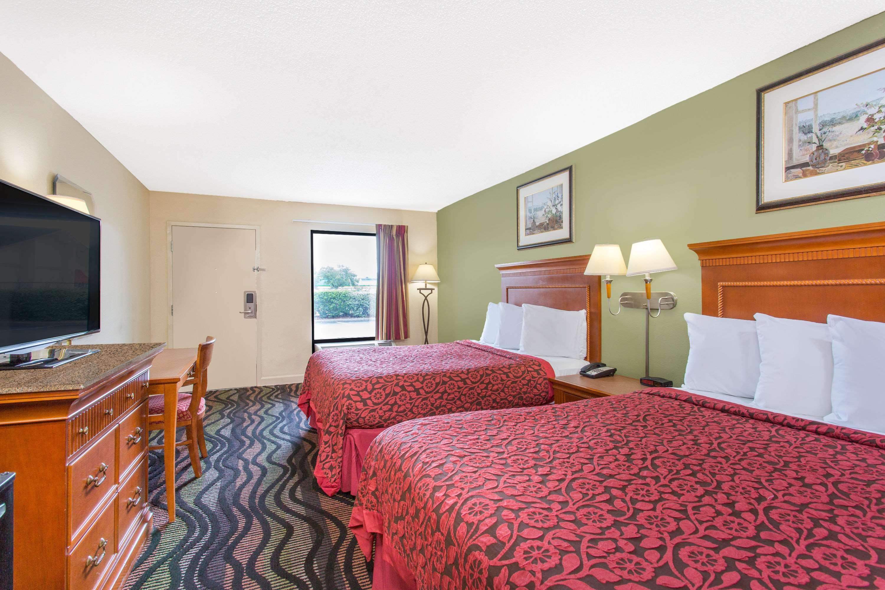 Days Inn By Wyndham Florence/I-95 North Esterno foto