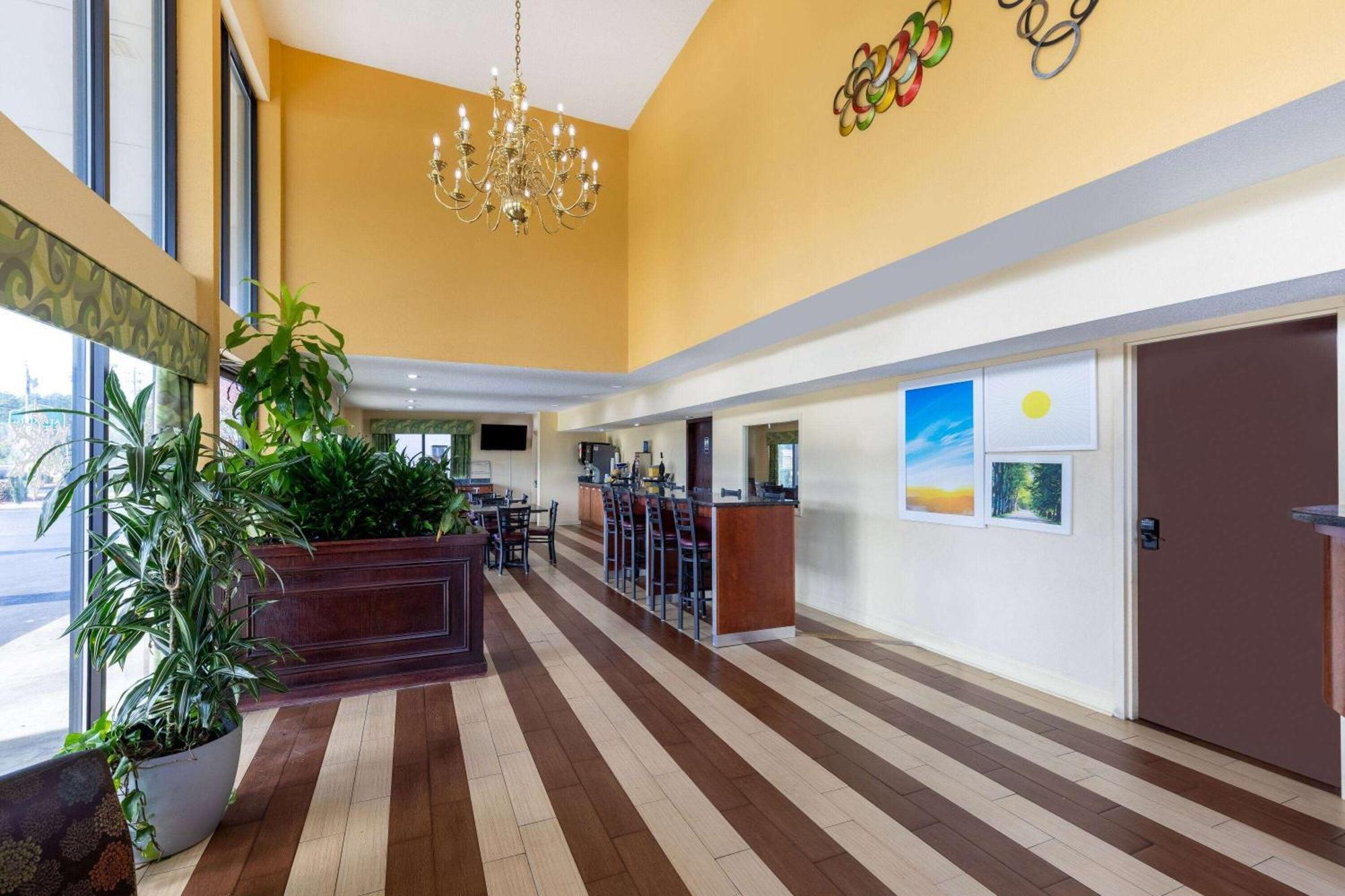 Days Inn By Wyndham Florence/I-95 North Esterno foto